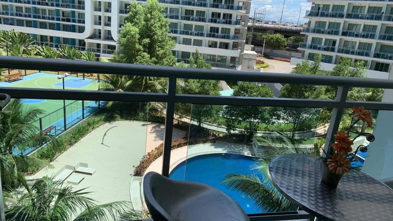 Azure Urban Residence A11 Near Airport And Sm Bicutan+ Free Wifi Paranaque City Exterior foto